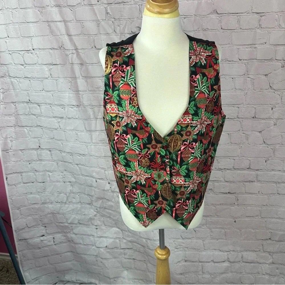 vintage christmas Vest size medium ornaments ribbon christmas tree greenery